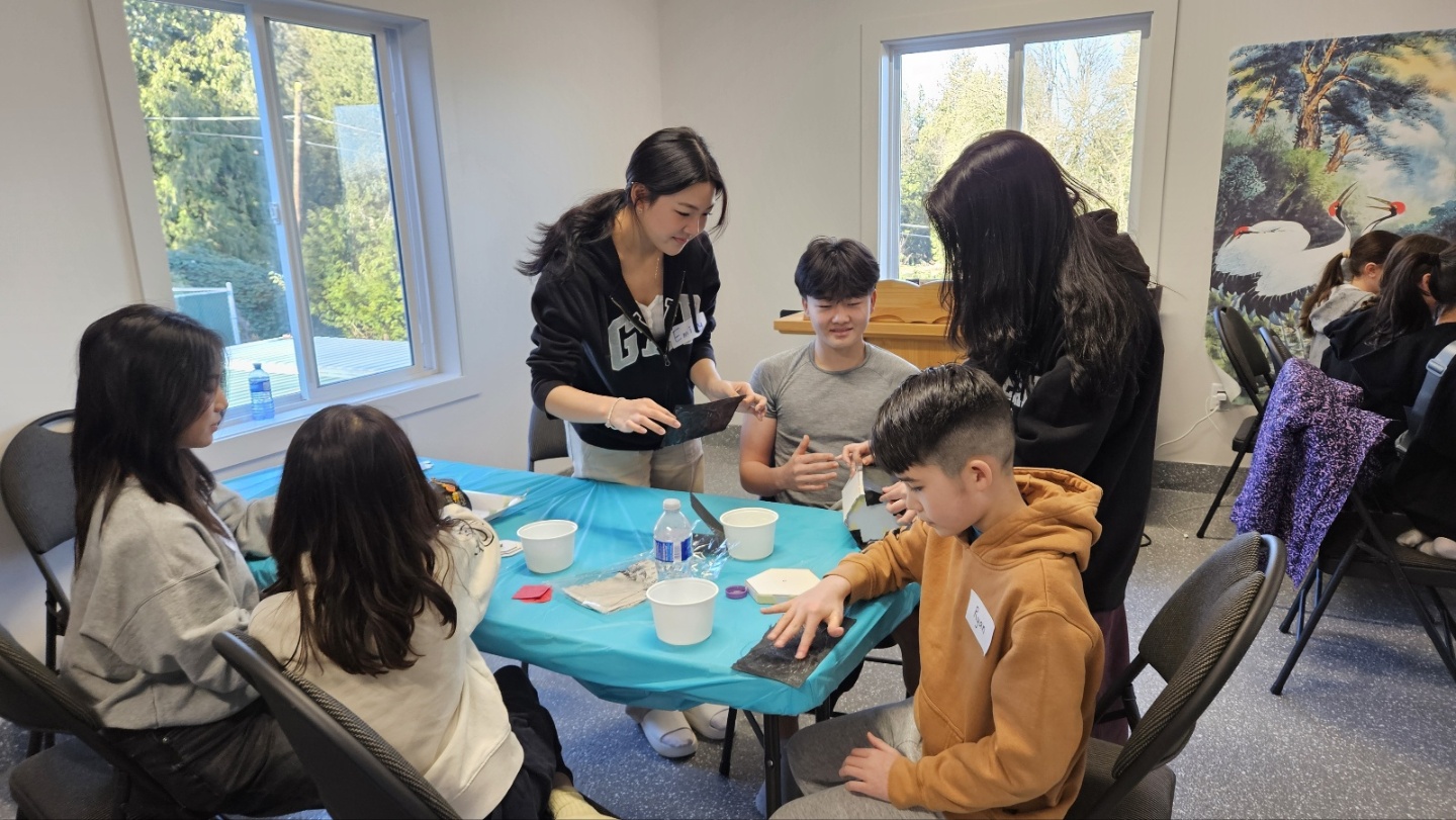 202501 Traditional Korean Paper (Hanji) Craft Workshop 한지공예수업